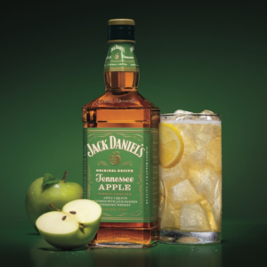 Jack Daniel's Tennessee Whiskey blended with apple liqueur